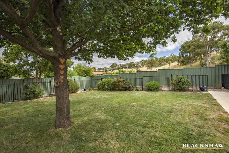 113 Heagney Crescent Chisholm