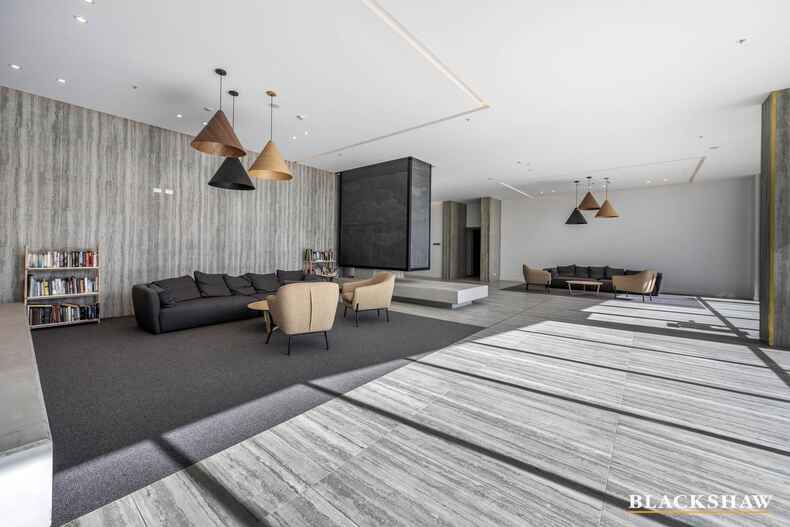 135/15 Irving Street Phillip
