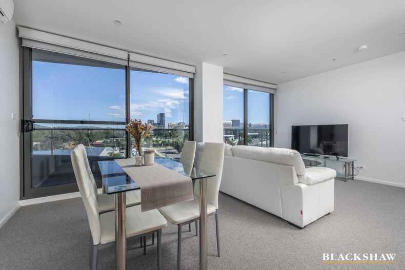 135/15 Irving Street Phillip