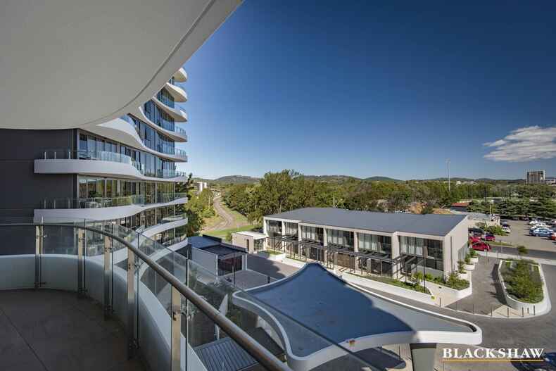 135/15 Irving Street Phillip