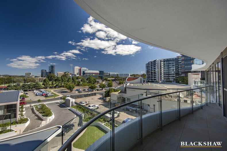 135/15 Irving Street Phillip
