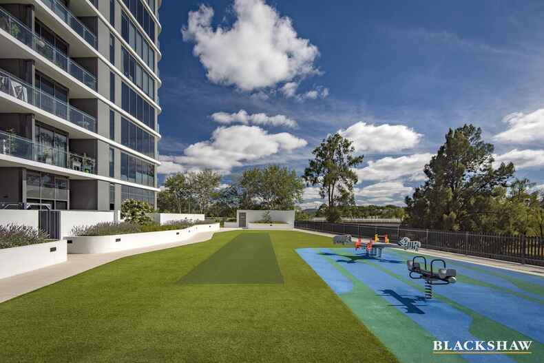 135/15 Irving Street Phillip