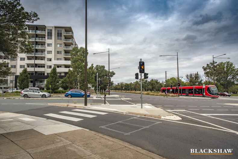 2/10 Ipima Street Braddon