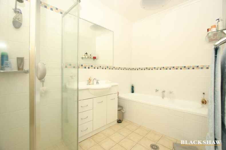 2/28 Rollston Street Amaroo