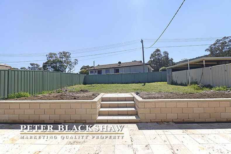 1 Sinclair Street Kambah