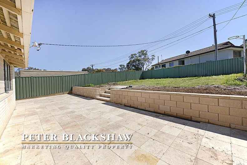 1 Sinclair Street Kambah
