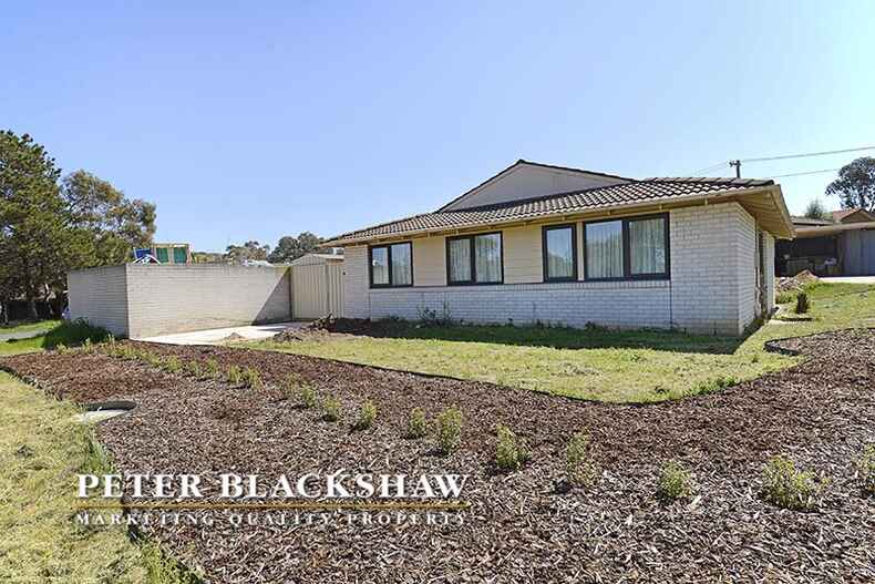 1 Sinclair Street Kambah