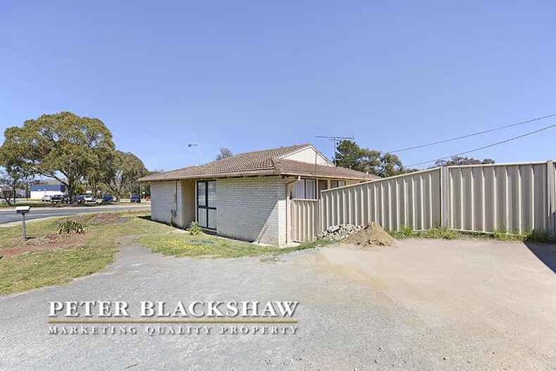 1 Sinclair Street Kambah
