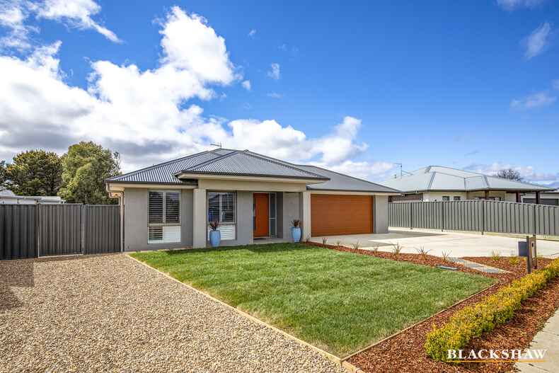 6 McKay Drive Bungendore