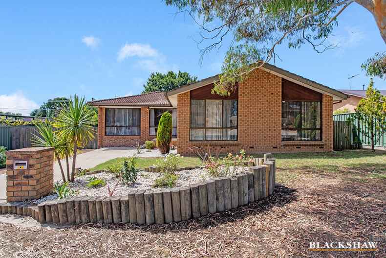 46 Smalley Circuit Giralang