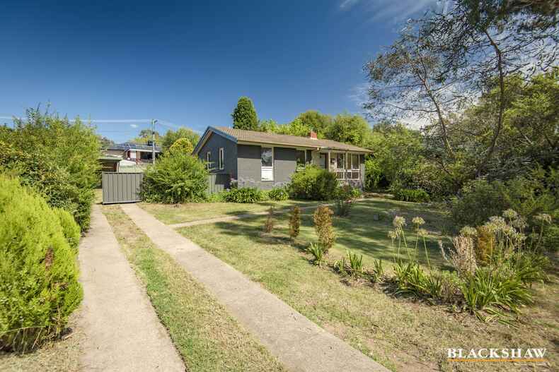 61 Ross Smith Crescent Scullin