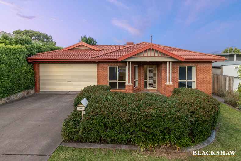 11 Erdos Street Bruce