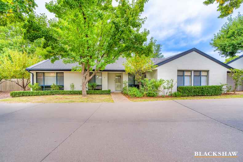 1/9 Coral Drive Jerrabomberra