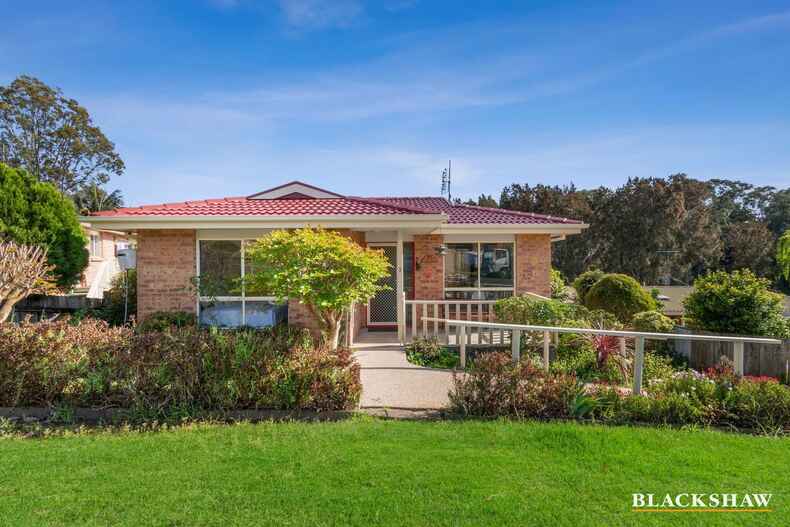 1 Lincoln Crescent North Batemans Bay