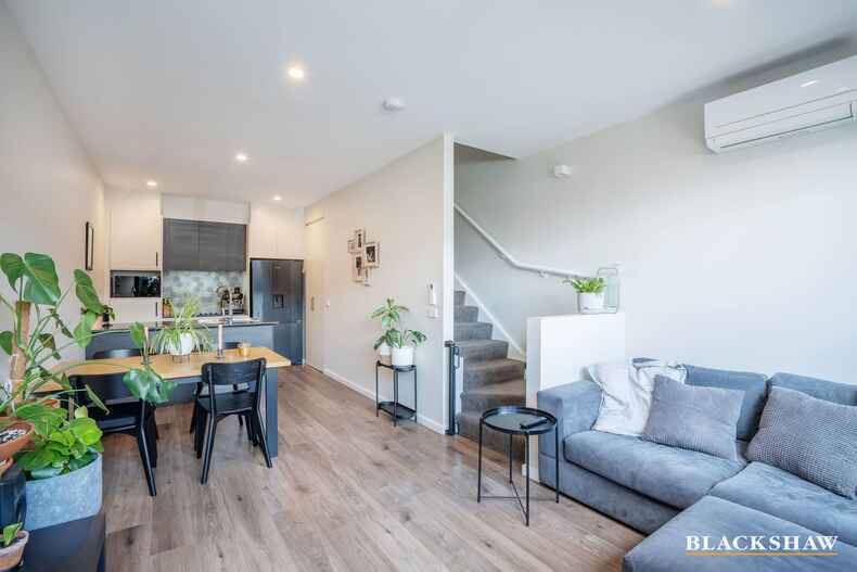 42/9 Felstead Vista  Denman Prospect