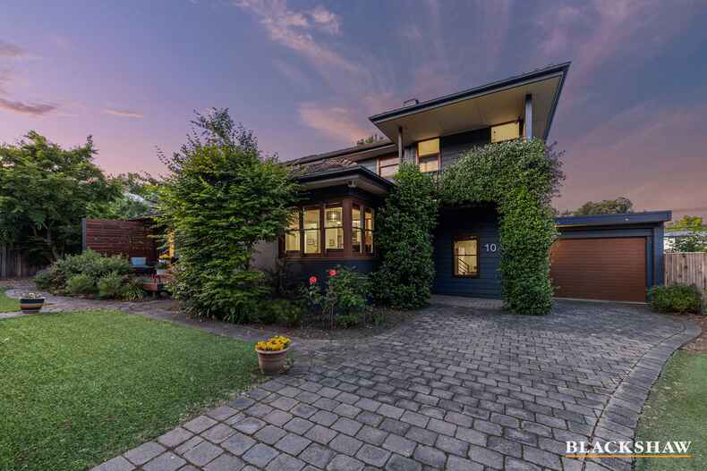 10 Abbott Street Yarralumla