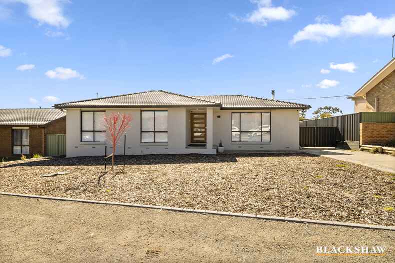 68 Twamley Crescent Richardson