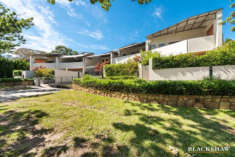 2/35 Esperance Street Red Hill