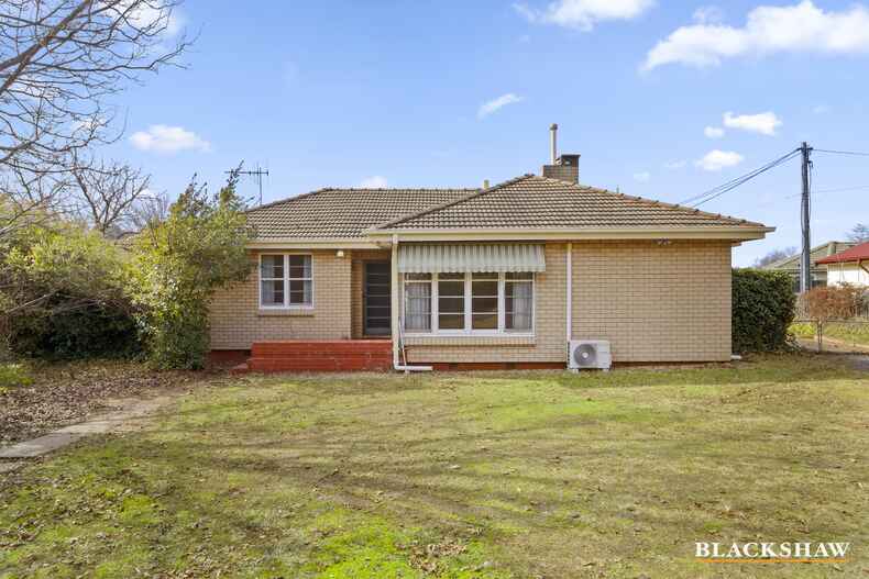 3 Nyeena Place Narrabundah