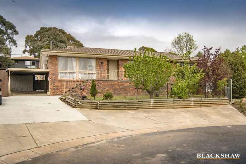 5 Levi Place Wanniassa