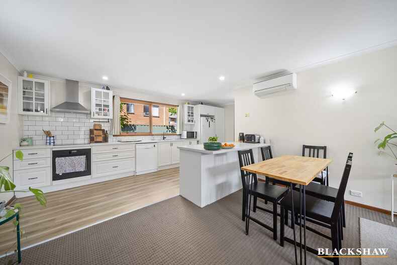 5/24 Booth Street Queanbeyan