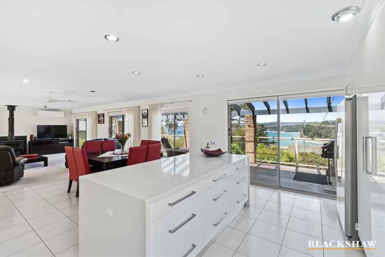 6 Barbara Crescent Denhams Beach