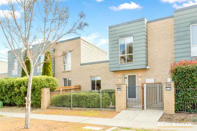 303 Anthony Rolfe Avenue Gungahlin