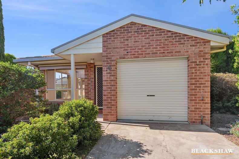 6/8 Unaipon Avenue Ngunnawal