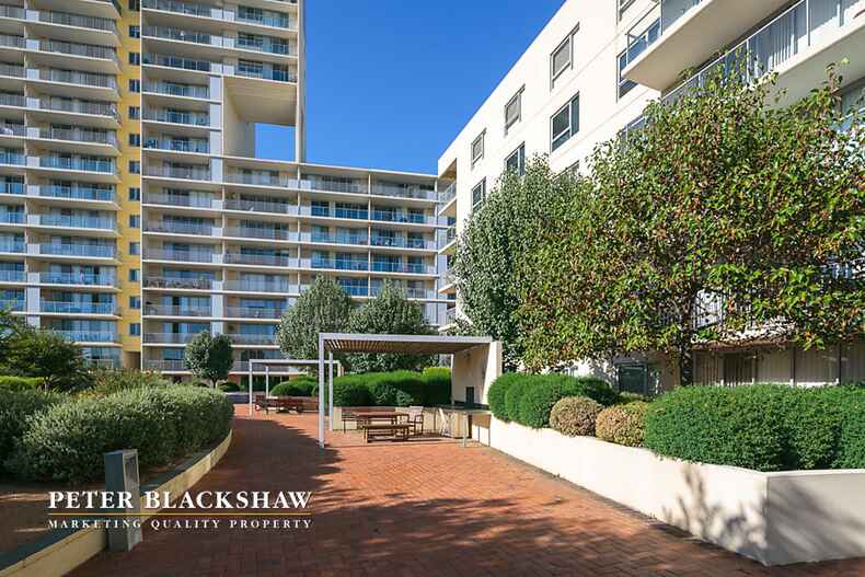 SKY PLAZA 25 /98 Corrina Street Phillip