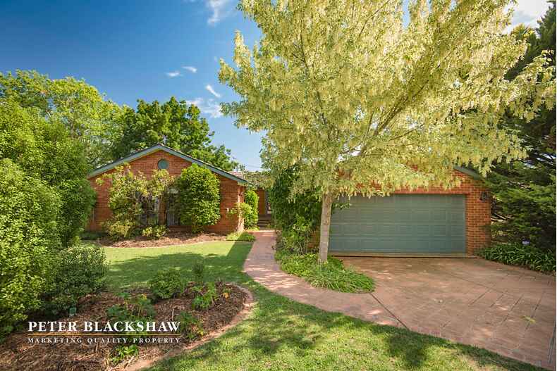 7 Sladen Place Curtin