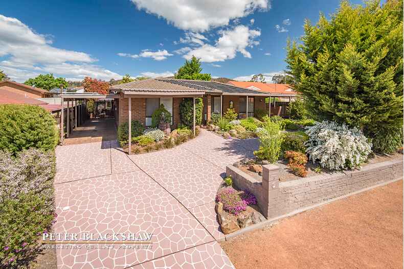 3 Weir Place Queanbeyan West