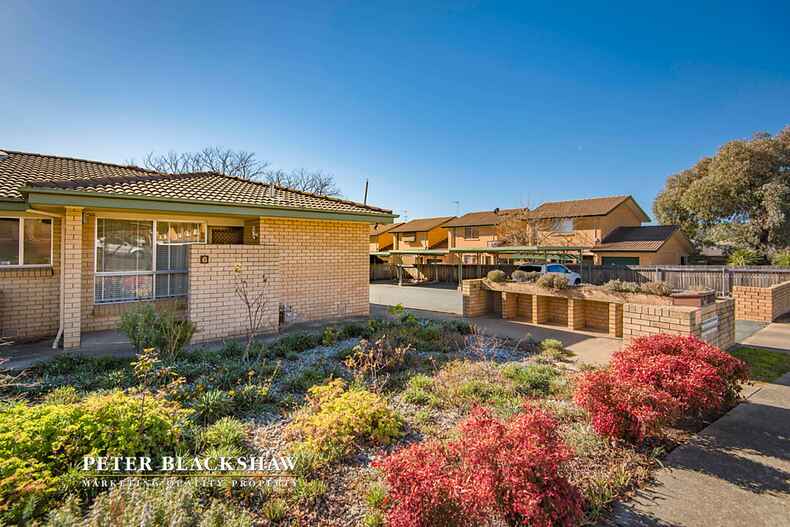 6/30 Donald Road Queanbeyan