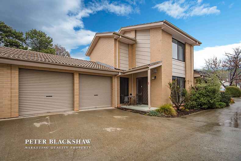 2/12 McKeahnie Street Queanbeyan