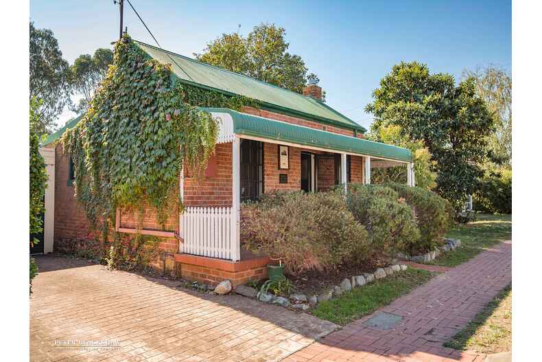 80 Macquoid Street Queanbeyan